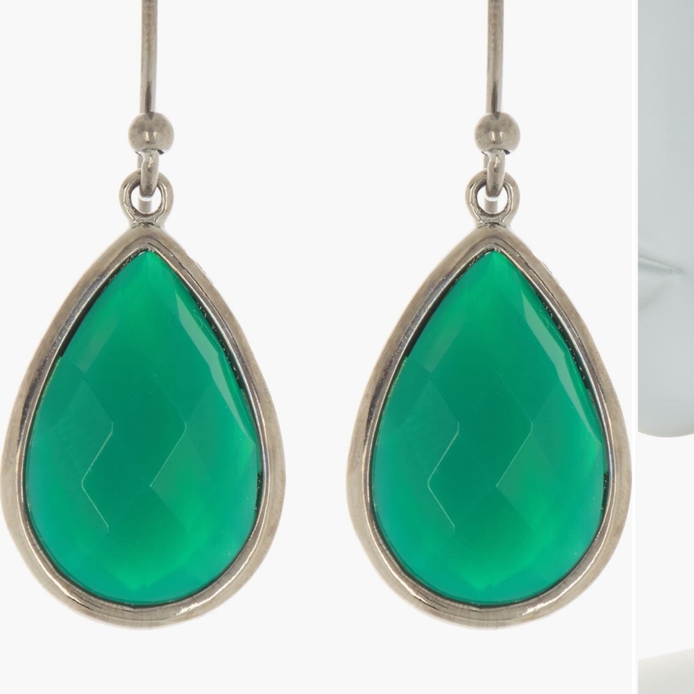 NWT Adornia Green Onyx Pear Drop Earrings Brand NEW In Box. Super Cute!Nordstrom